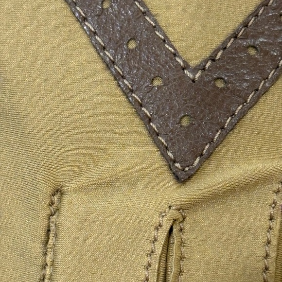 Isotoner Tan and Brown Gloves - Picture 5 of 5